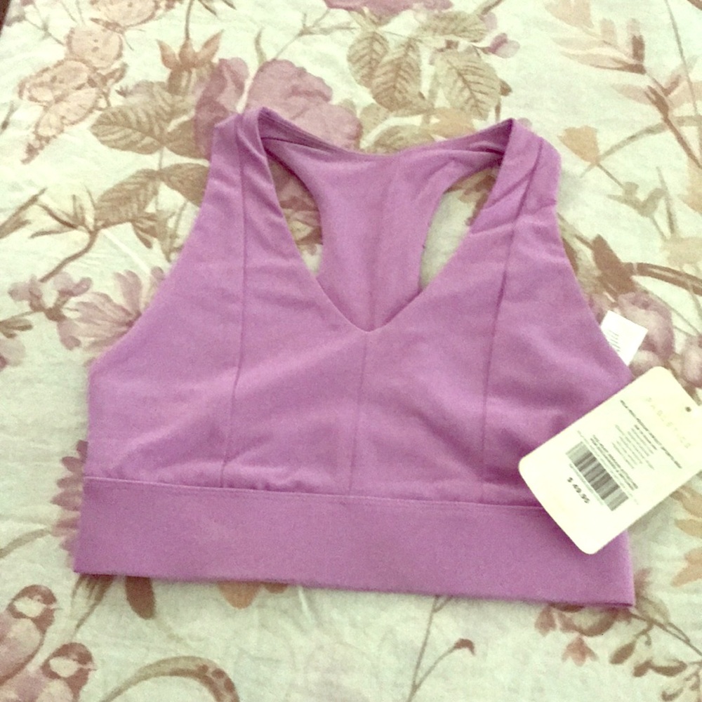 Sports top for women